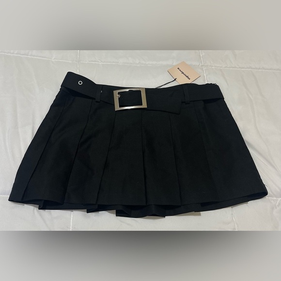 Revolve Superdown Wanda Mini Skirt in Black Sz Small - Picture 2 of 5